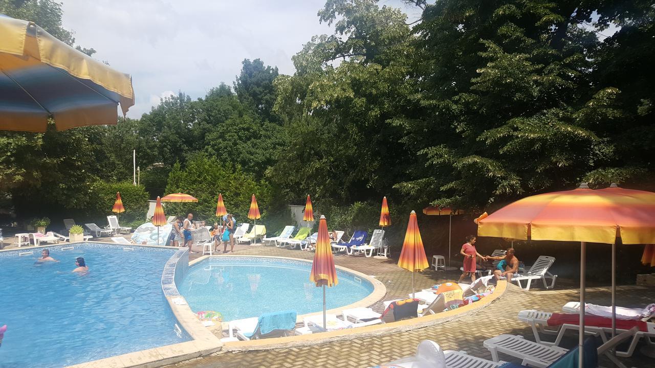 Privates, Schoenes Und Grosses Appartement In Goldstrand Екстериор снимка