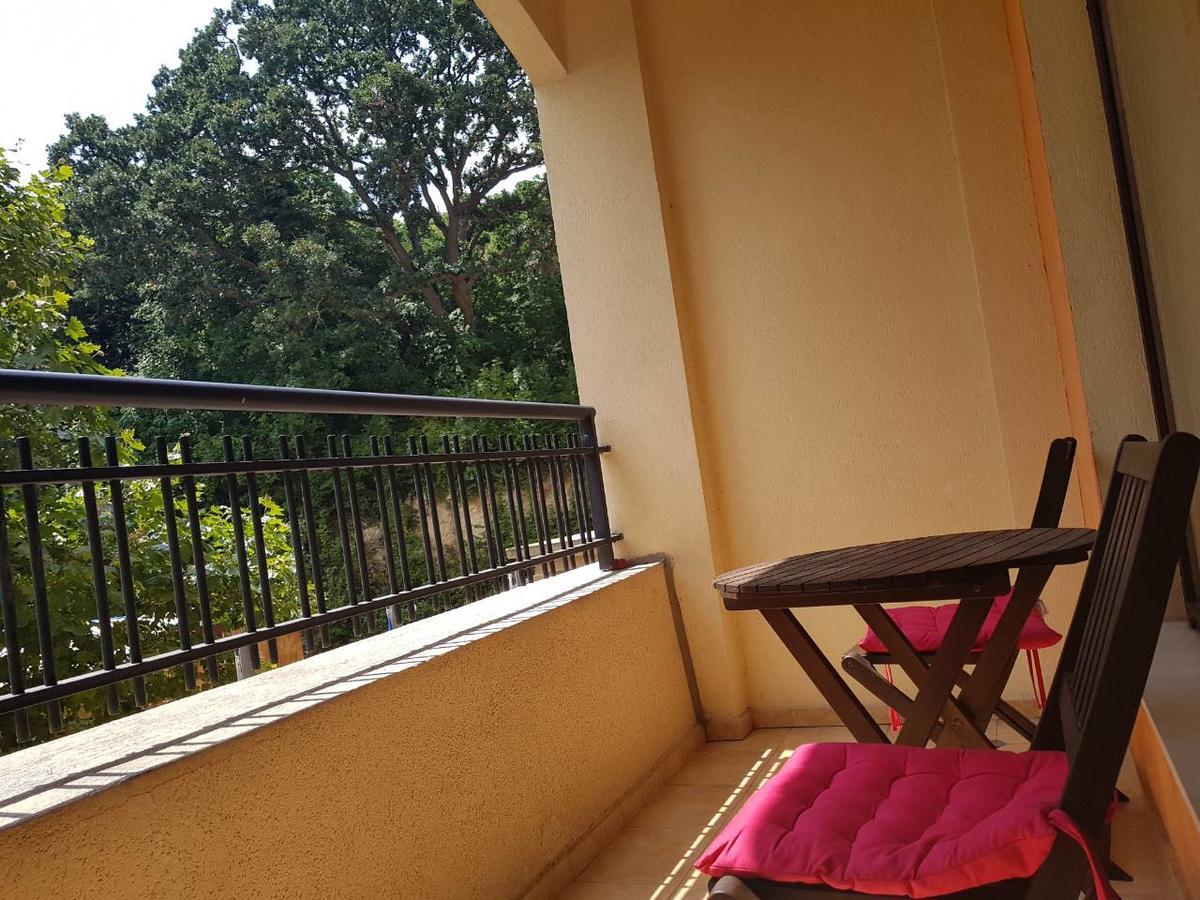 Privates, Schoenes Und Grosses Appartement In Goldstrand Екстериор снимка